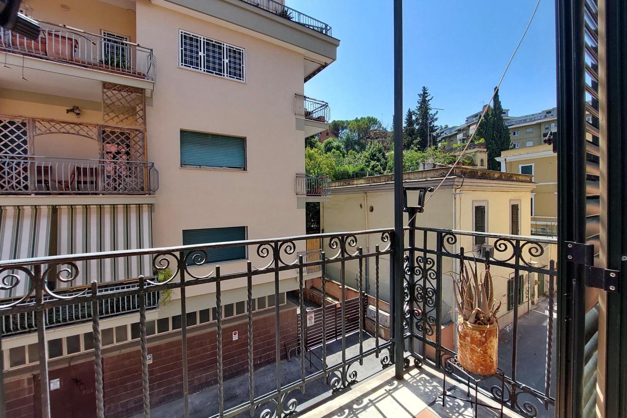 4bnb - Angelo Emo Roma